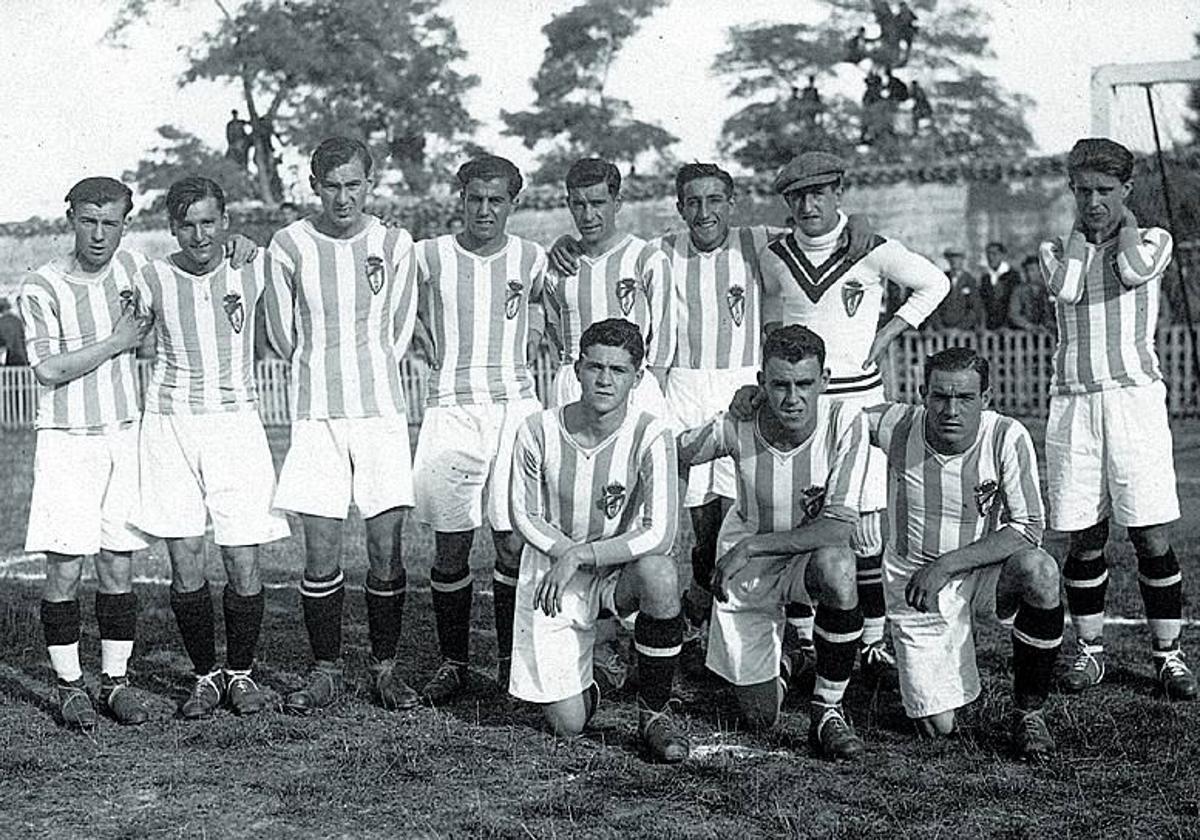 La plantilla del Real Valladolid de la temporada 1928/29, año de su fundación.