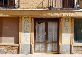 Cartel de Carnicería Blas en Villalón de Campos.