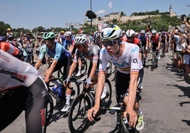 Iván Romeo, saliendo en la novena etapa del Tour.