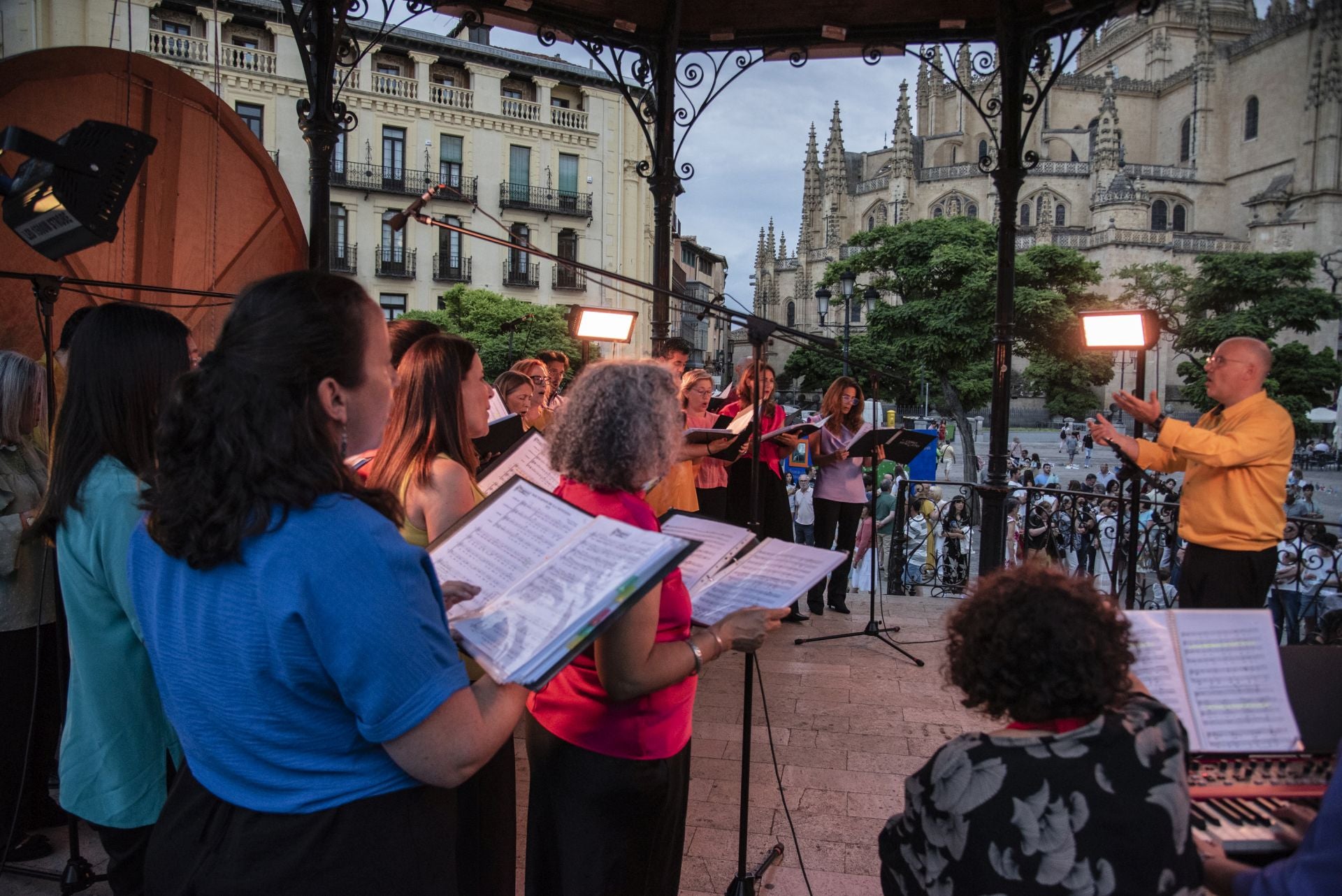 Fotos de La Noche de Luna Llena en Segovia