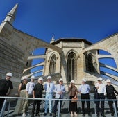La pasarela de la girola de la Catedral de Palencia recibe en dos semanas a 200 visitantes