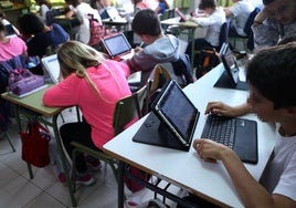 Uso de tablets en un colegio.
