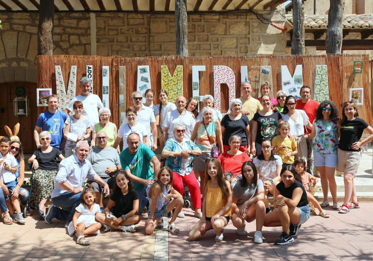 Los vecinos se volcaron en la decoración del pueblo.
