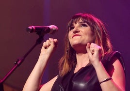 Rozalén durante un concierto.