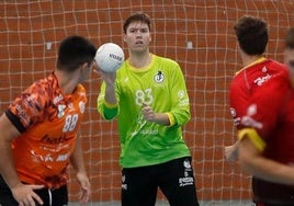 Nico Giráldez en un partido con el Recoletas Átletico Valladolid.