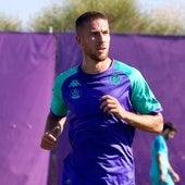 Pablo Tomeo, durante su primer entrenamiento como jugador del Real Valladolid este miércoles en los Anexos.