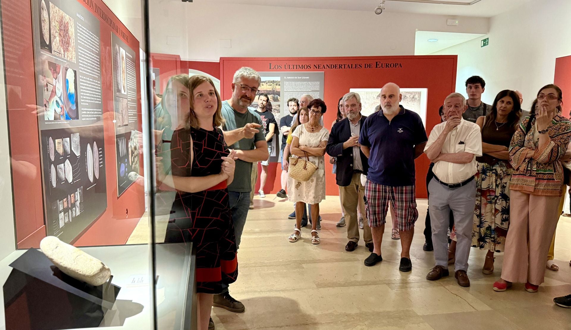 La exposición de la huella más antigua del mundo, en imágenes