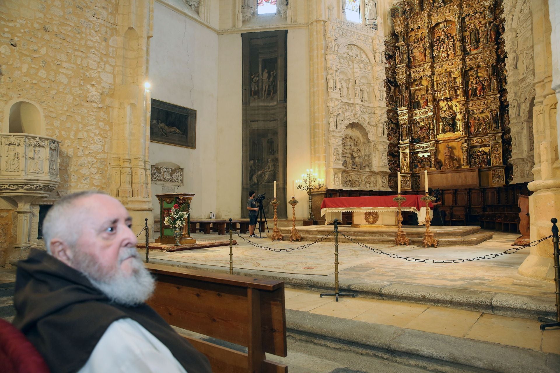 La visita del ministro Ernest Urtasun al Monasterio del Parral, en imágenes