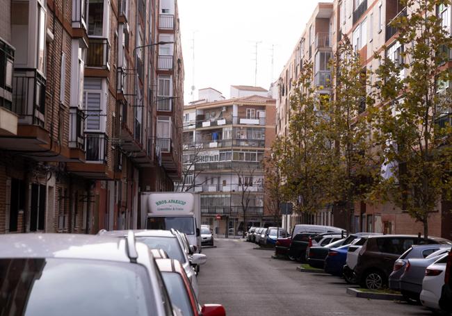 Calle en el vallisoletano barrio de la Rondilla.
