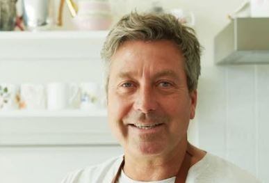 Imagen del presentador John Torode.
