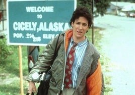 Rob Morrow, en una escena del a serie de televisión 'Doctor en Alaska'.