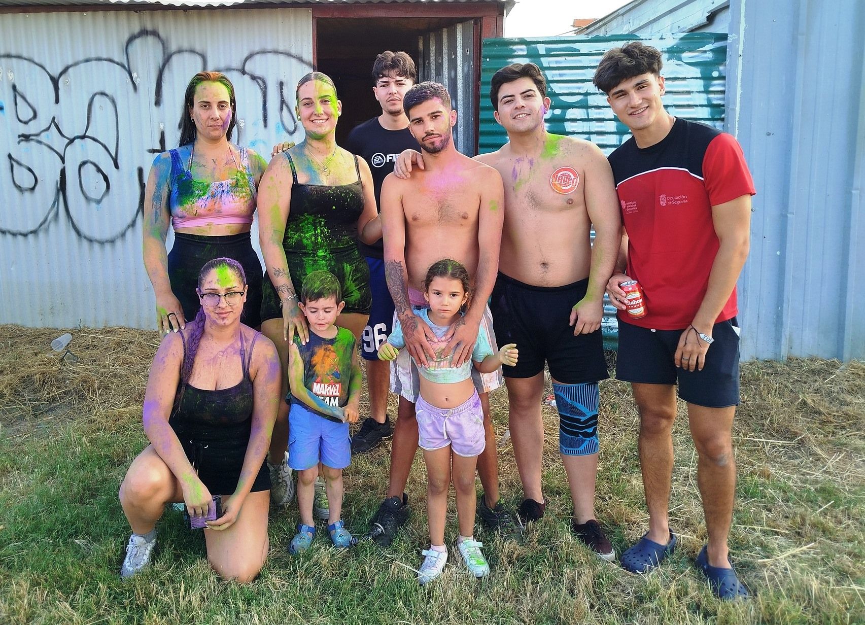 Los jóvenes celebran las fiestas de Santa Librada.