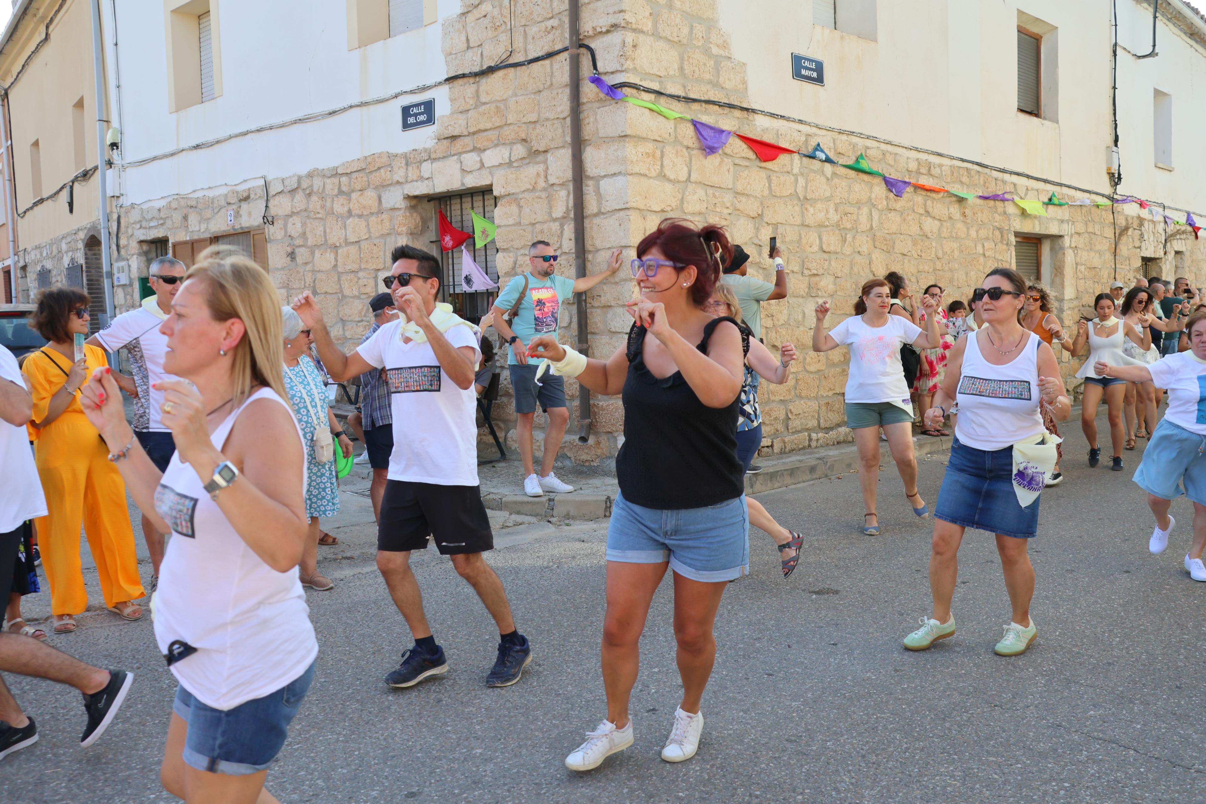 Villahán danza a Santa Marina