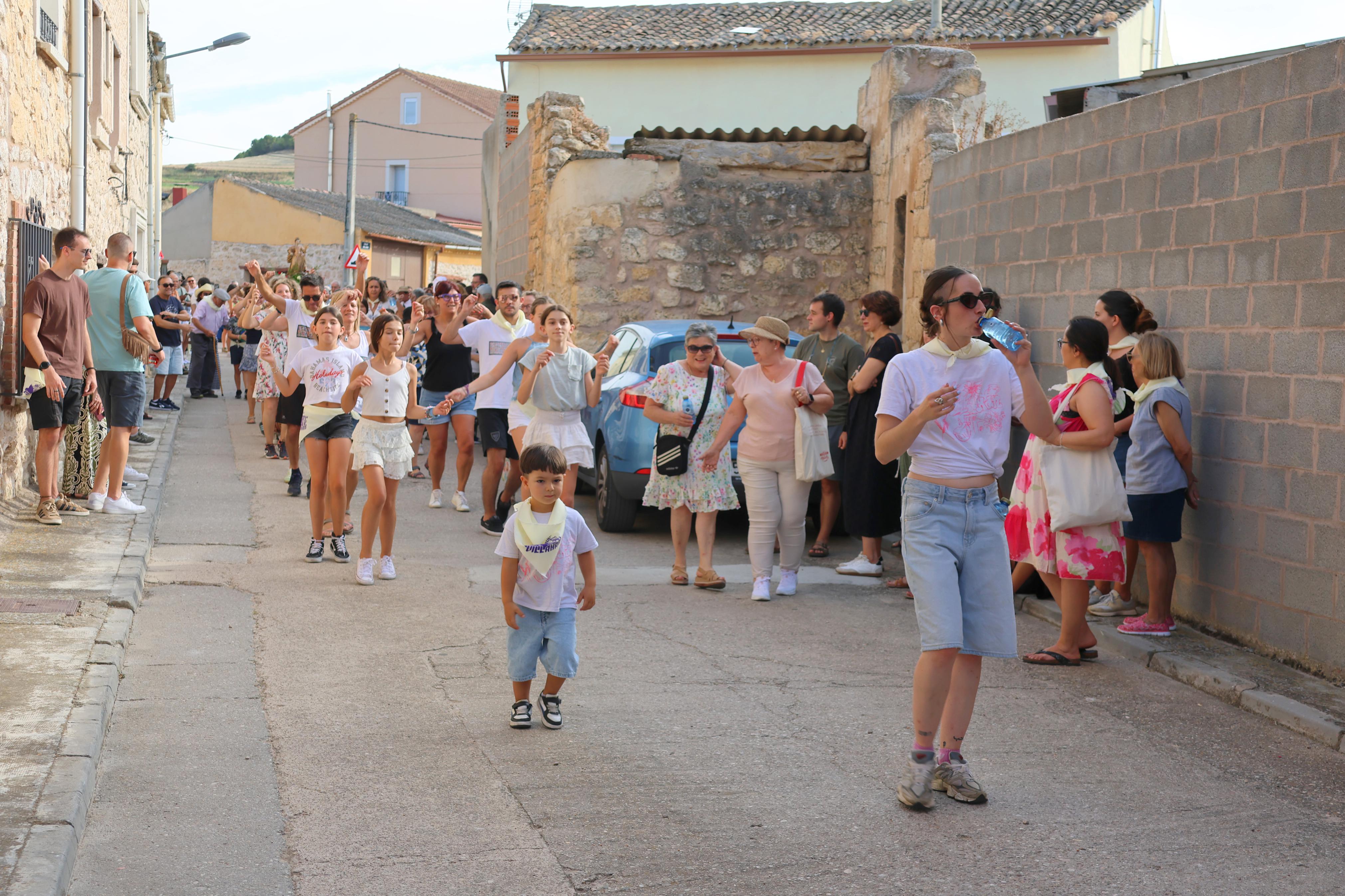 Villahán danza a Santa Marina