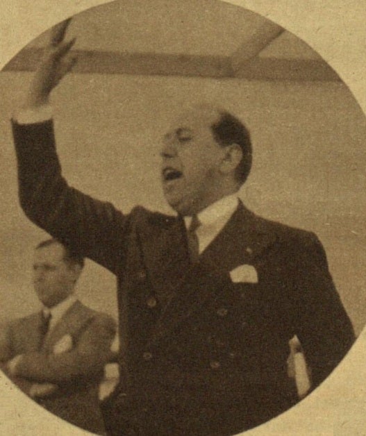 Imagen secundaria 2 - Arriba, asturianos de la CEDA en el mitin de Medina del Campo. Abajo, asistentes y el líder del partido, José María Gil-Robles, en plena intervención.
