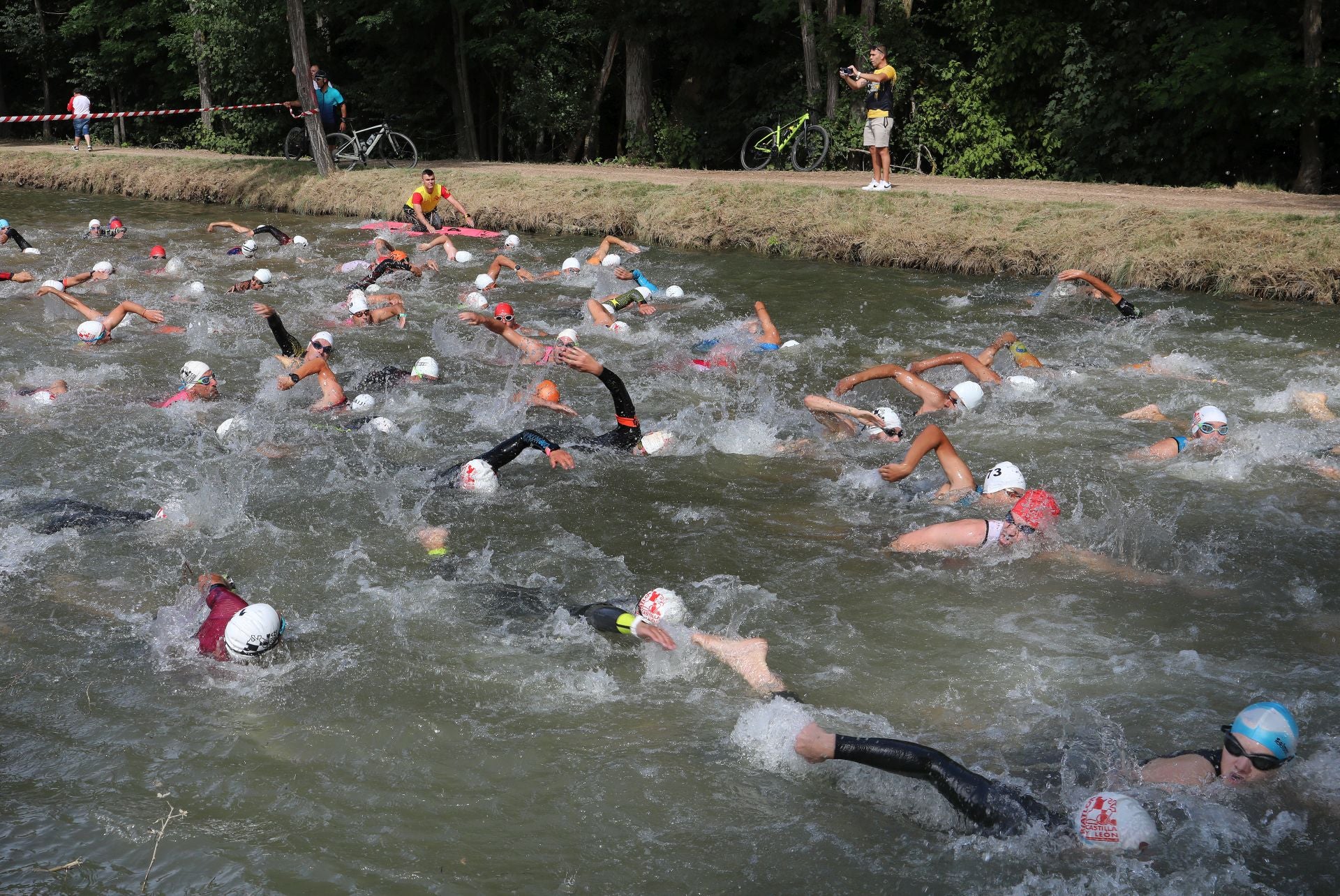 Dueñas, tercera parada del Triatlón Diputación de Palencia