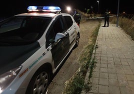 Control policial en las inmediaciones del lugar del siniestro.