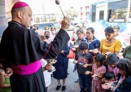 El obispo auxiliar de Ciudad de México Javier Acero se considera un «obispo callejero de la fe»