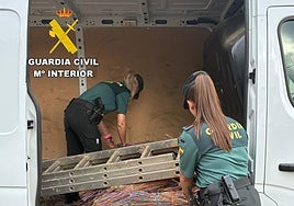 Cable interceptado en la operación.