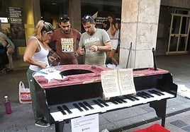 Trabajos en un diseño de la P, en unos sanantolines pasados.