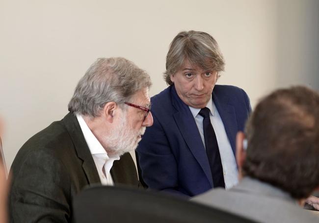 Carlos Martínez, secretario general del PSOE de Castilla y León, este miércoles, en una reunión con la patronal autonómica de la CEOE.