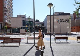 Nuevo espacio peatonal junto a la Casa de la India y el edificio de la ONCE: