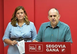 Clara Martín y José Luis Aceves, durante su rueda de prensa.