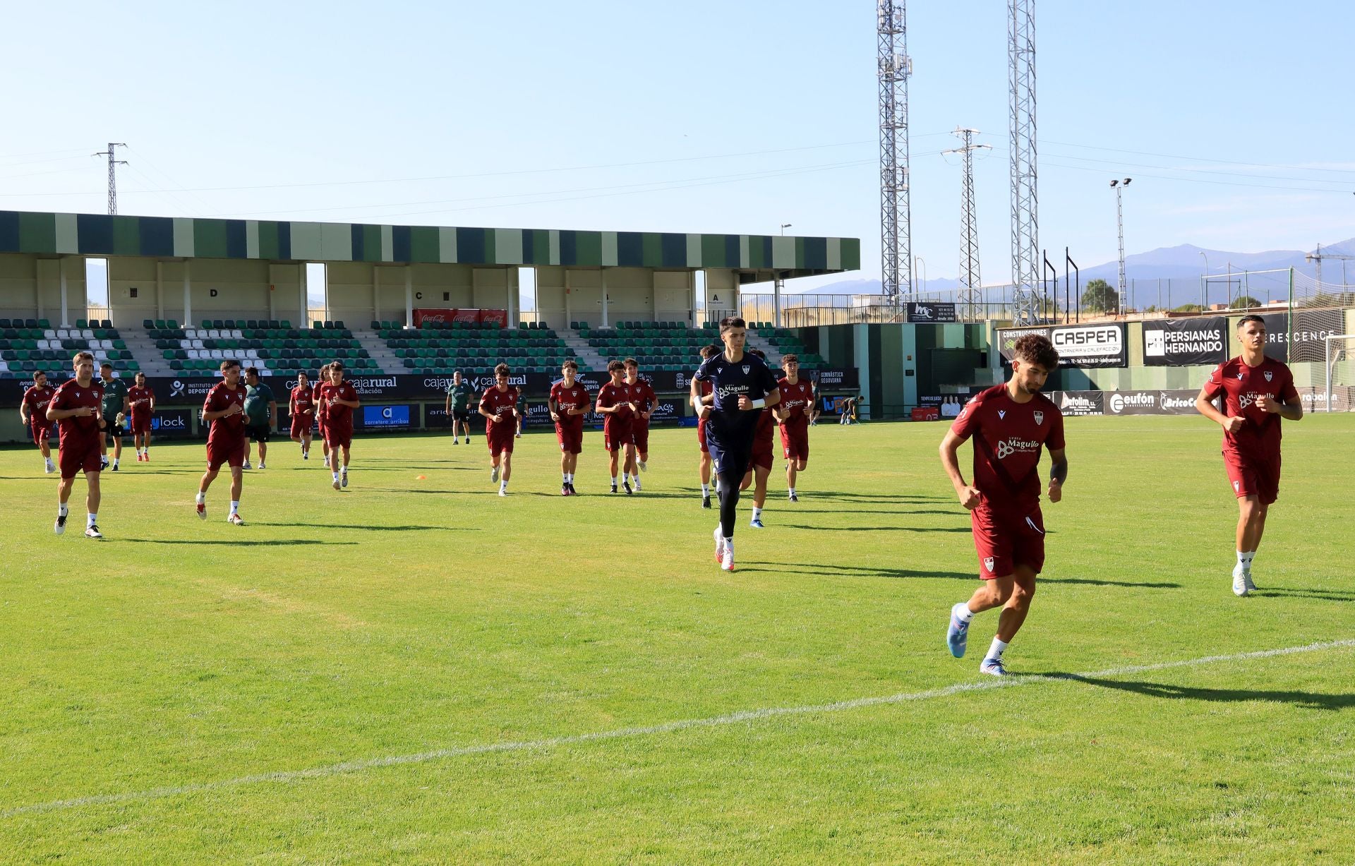 Fotos del primer entrenamiento de la Gimnástica Segoviana