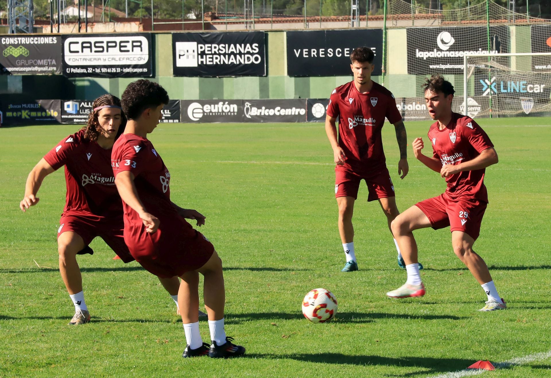 Fotos del primer entrenamiento de la Gimnástica Segoviana