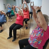 Escuela de espalda en el centro de vida activa Puente Colgante.