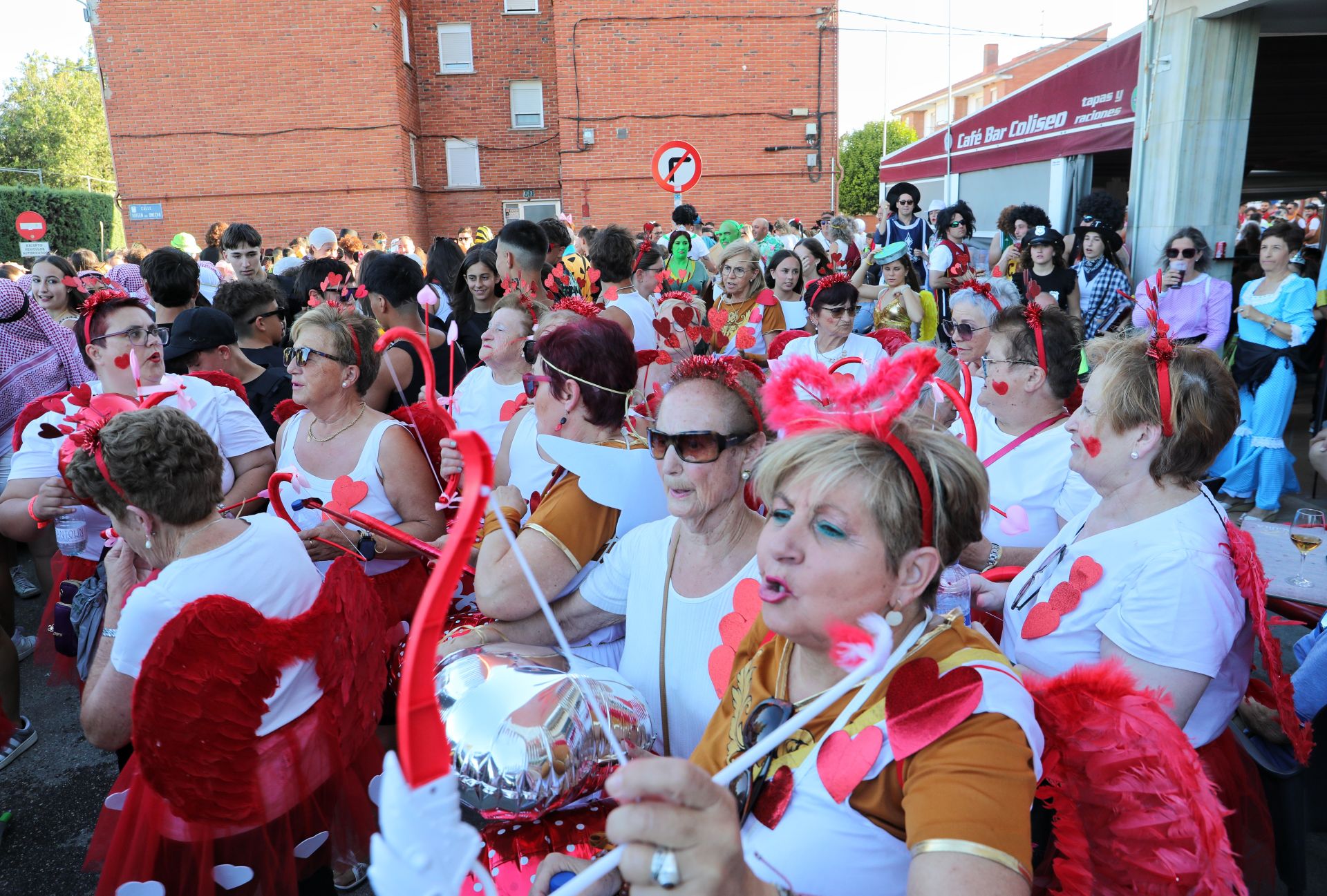Dueñas se vuelca con su Carnaval de Verano