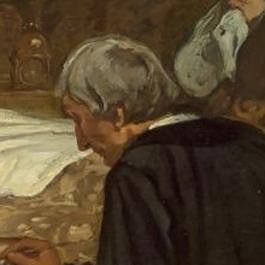 El que está sentado en el pupitre