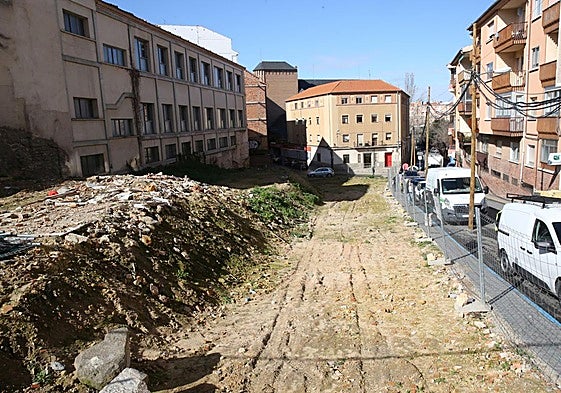 Nuevo solar entre las calles Antonio Machado y José Zorrilla.
