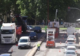 Carriles cortados en el túnel, uno en cada sentido, antes de la plaza de la Circular.