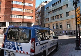 Imagen de archivo de un vehículo de la Policía Local.