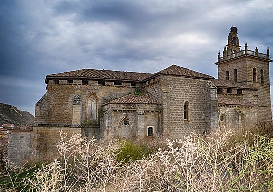 Vista general de la iglesia de Santa Columba.