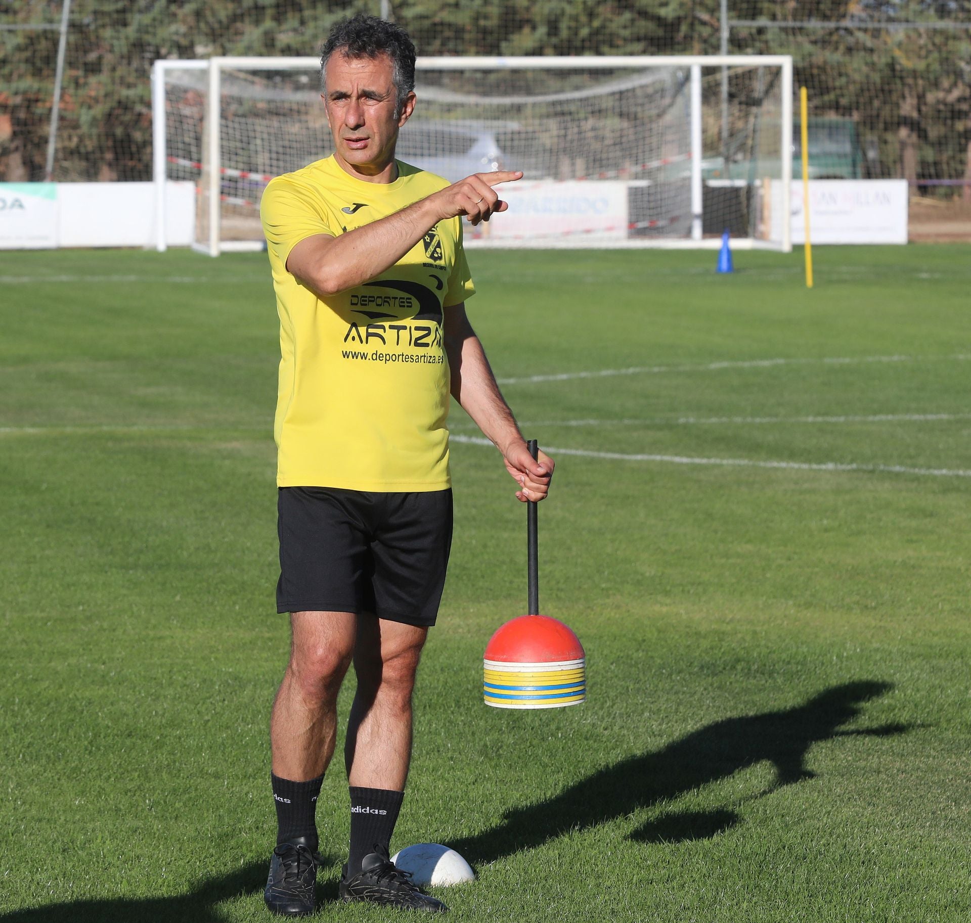 El balón vuelve a rodar en el Mariano Haro