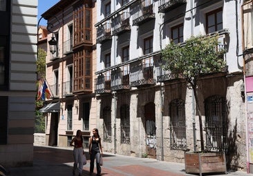 Urbanismo intenta rescatar del olvido un edificio centenario del centro declarado en ruina en 1993