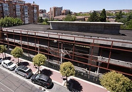 Armazón inacabado de la sede de la Tesorería de la Seguridad Social en la calle Cardenal Torquemada de Valladolid.