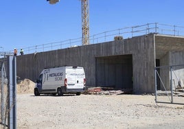 Obras de construcción de la unidad satélite de Radioterapia.