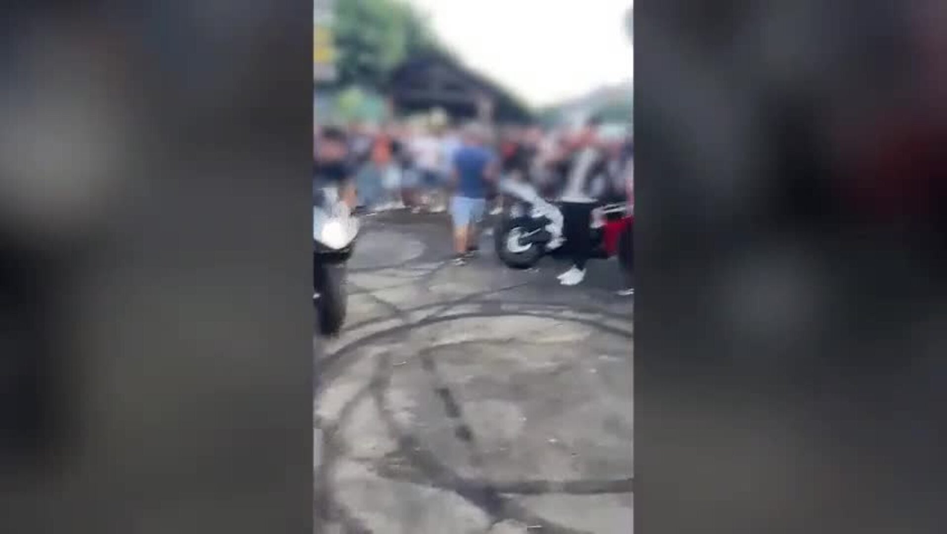 Investigado por un delito contra la seguridad vial en una concentración motera en el Lago de Sanabria