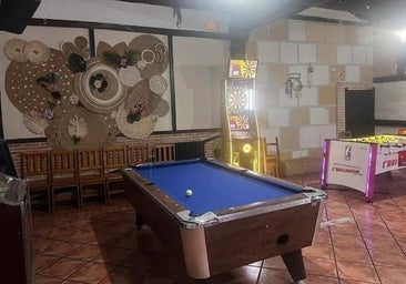 Manifestación de apoyo a un hostelero de Venta de Baños expedientado por ruidos