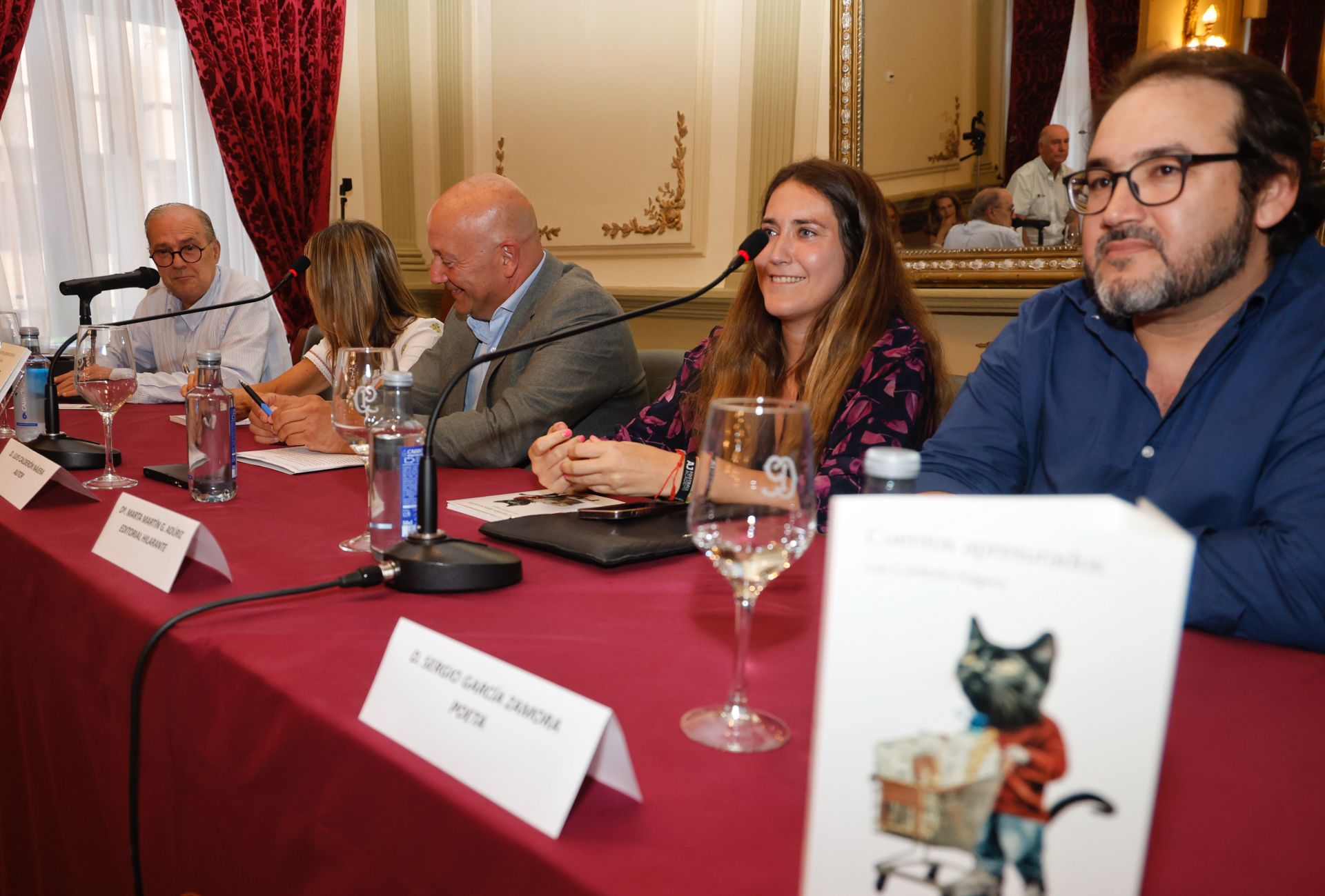 Palencia arropa a Luis Calderón en su estreno como escritor