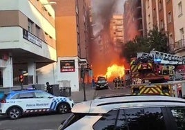 Explosión de gas en la calle Regimiento de Toledo.
