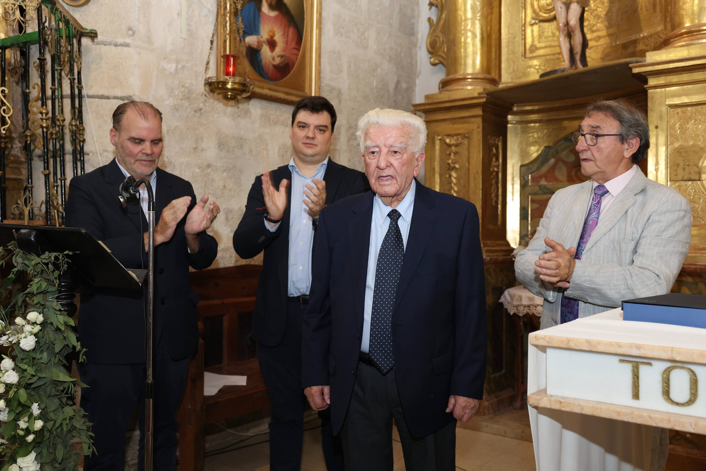 Las imágenes del homenaje a Félix Calvo Casasola, el eterno alcalde de Villalar