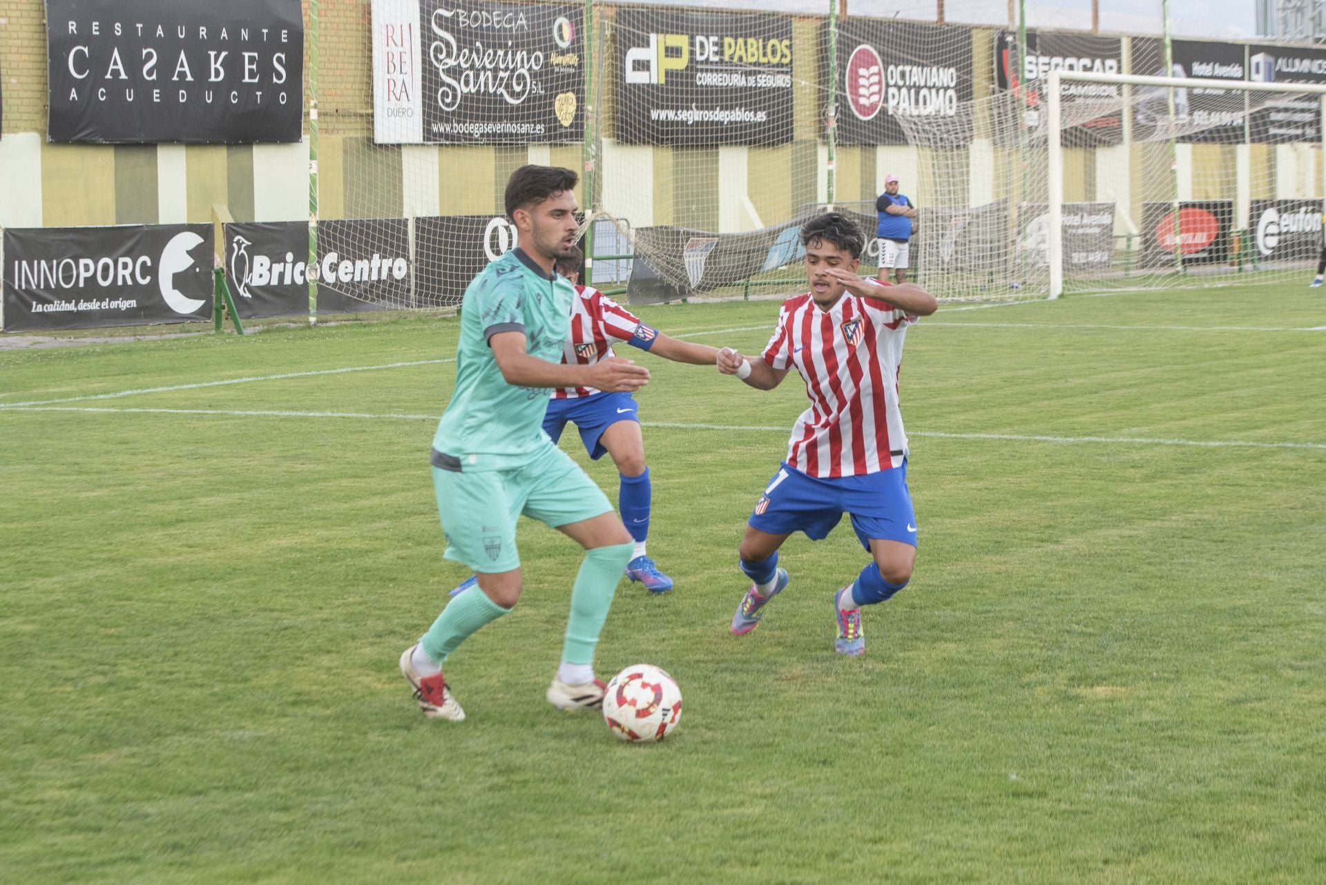 El debut de la renovada Segoviana, en imágenes