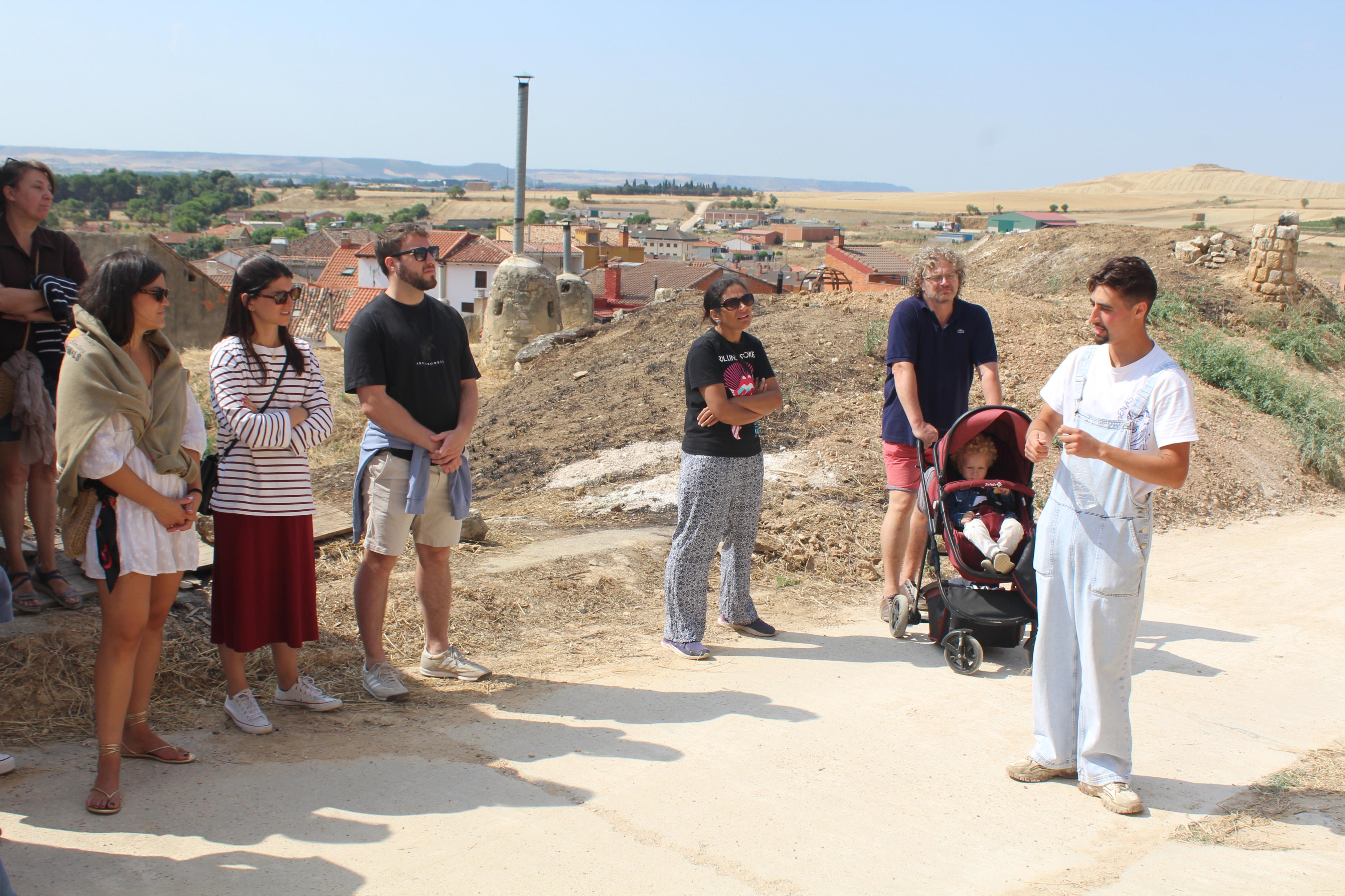 XI Ruta Guiada por las Bodegas y Cuevas de Dueñas