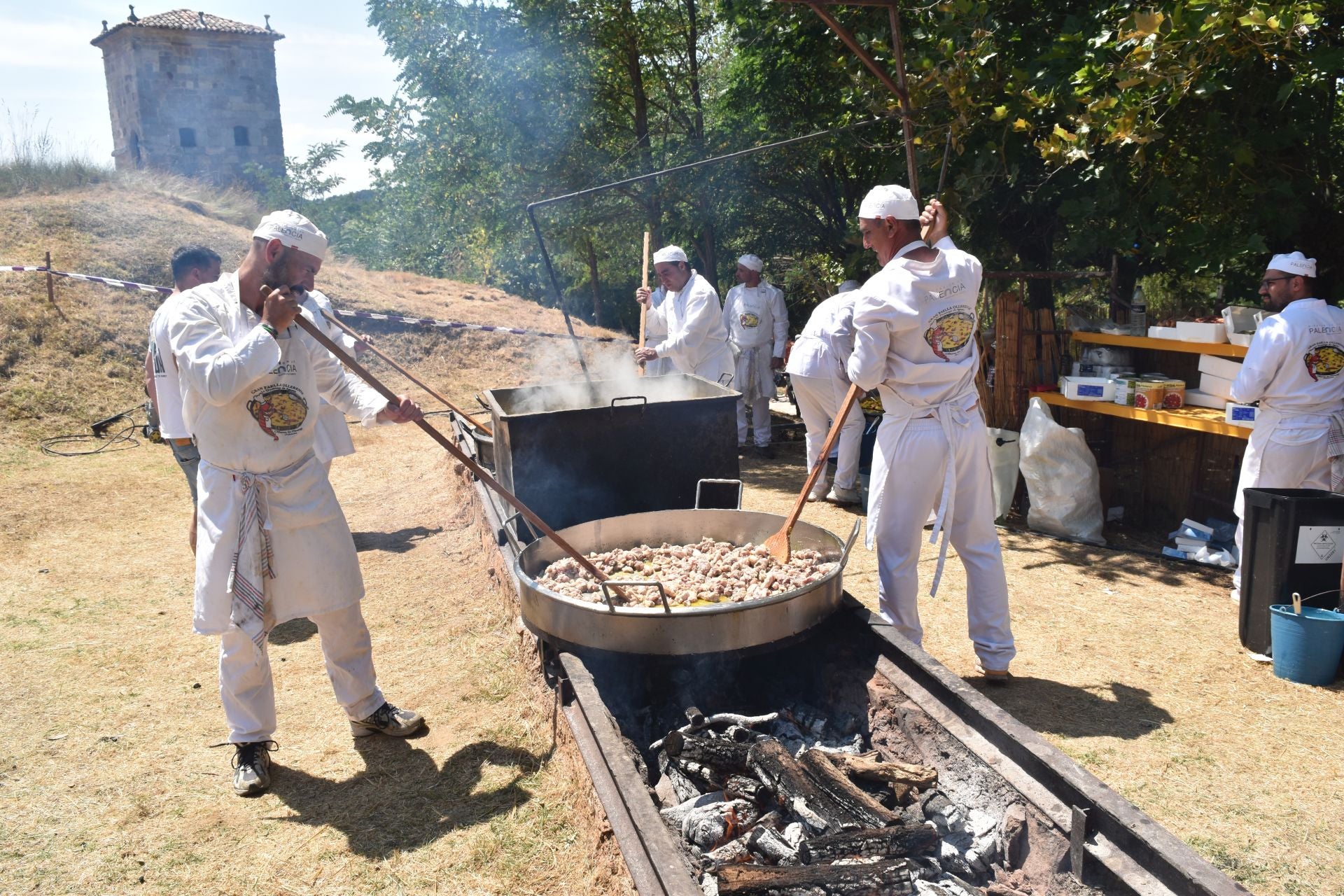 1.500 raciones de paella en Olleros de Pisuerga