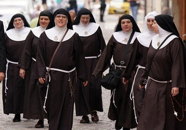 Las cismáticas de Belorado denuncian «crueldad» en el desalojo de monjas mayores