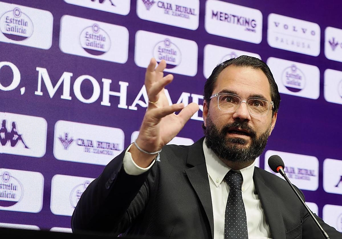 Víctor Orta, durante la rueda de prensa de este martes en Zorrilla.